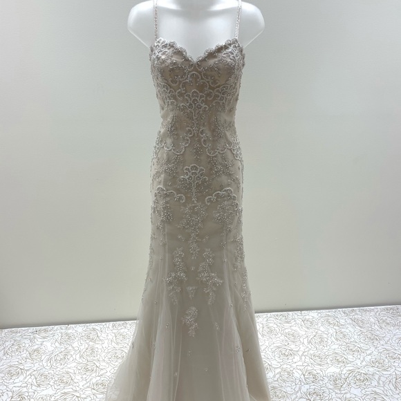 Enzoani Wedding Dress w/Detachable Straps NWT